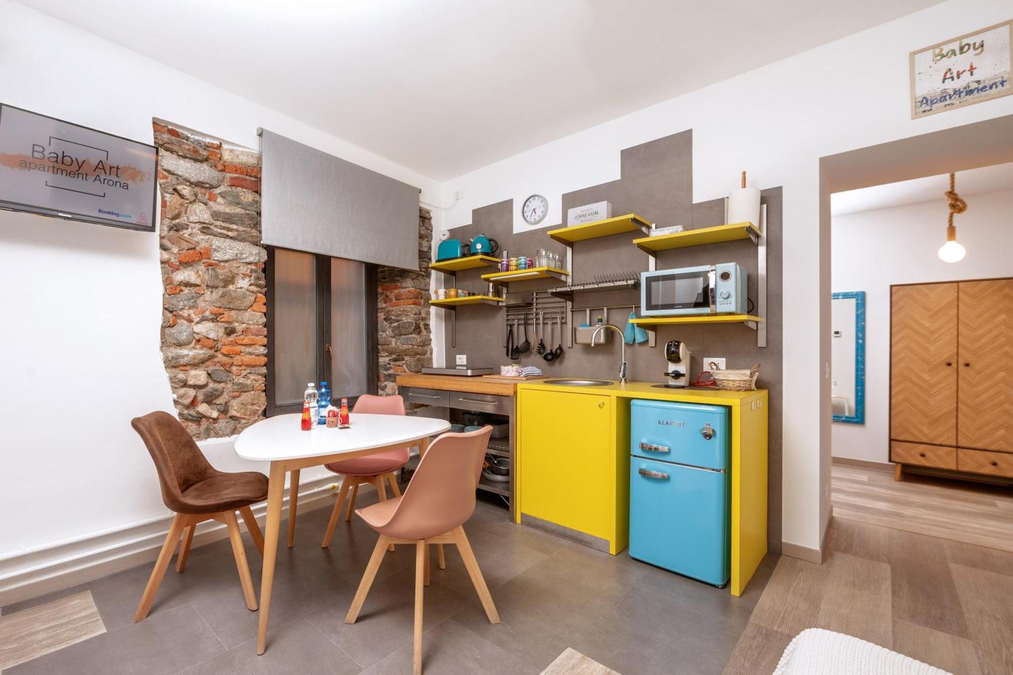 Baby Art Apartment 아로나 외부 사진